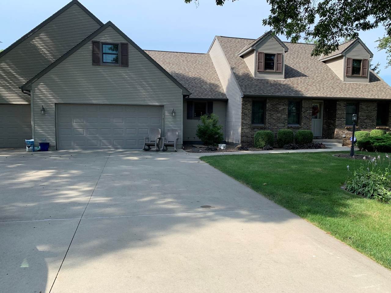 56 Carriage Hill Drive - Photo 1