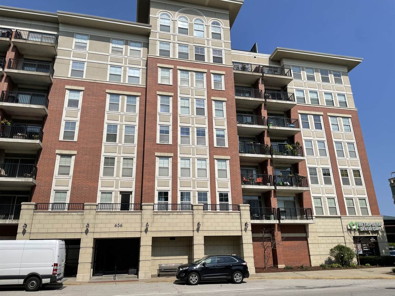 656 Pearson Street - Photo 1