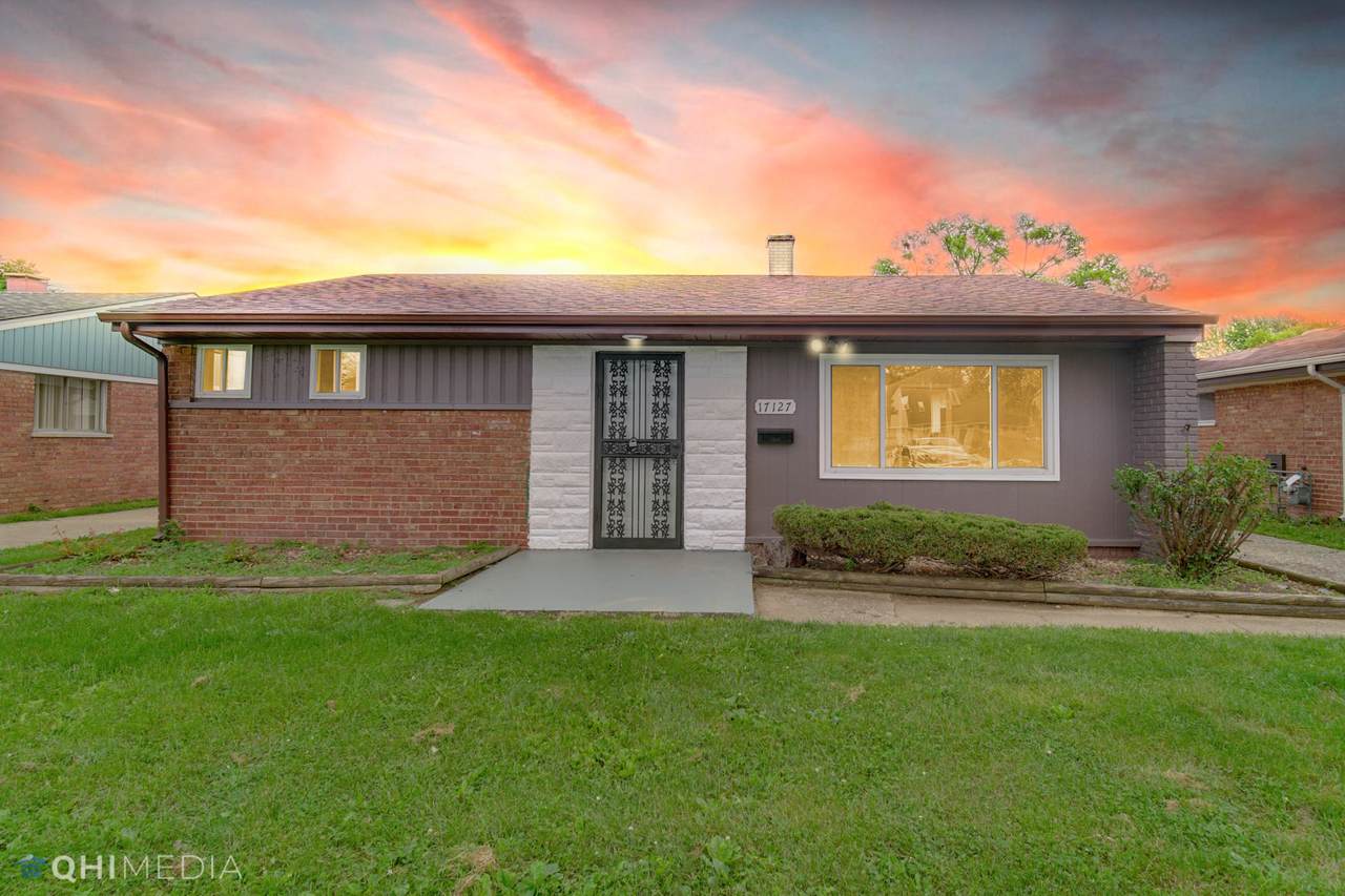 17127 Burnham Avenue - Photo 1