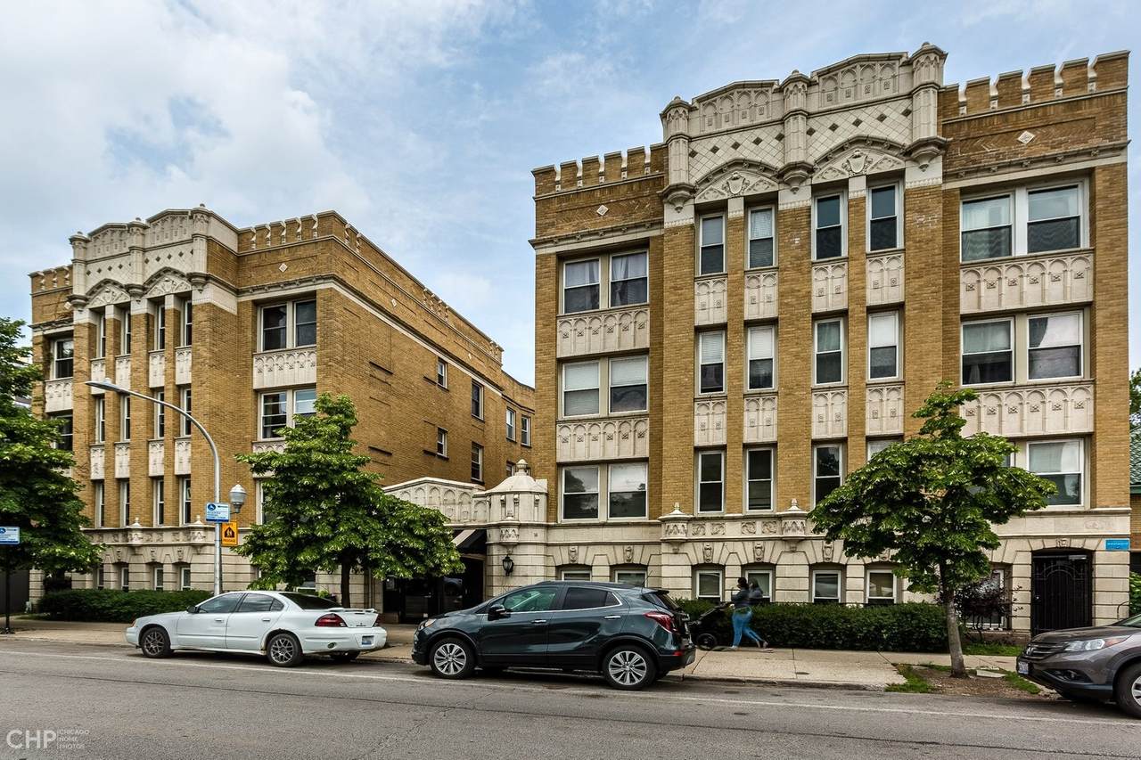 4240 Clarendon Avenue - Photo 1