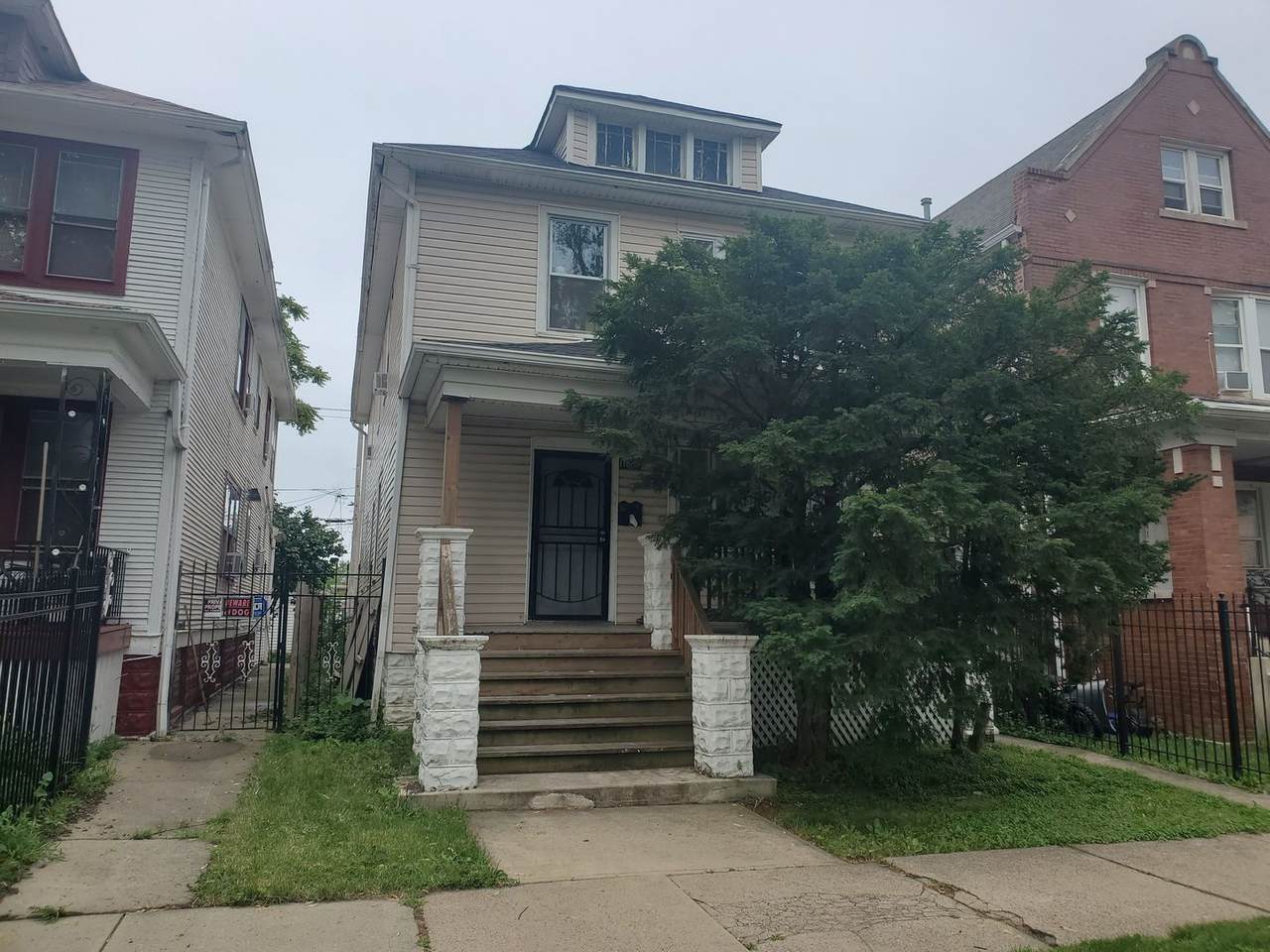 11839 Indiana Avenue - Photo 1