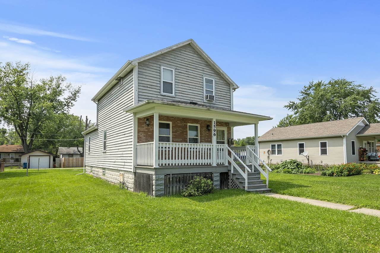 1596 Austin Avenue - Photo 1