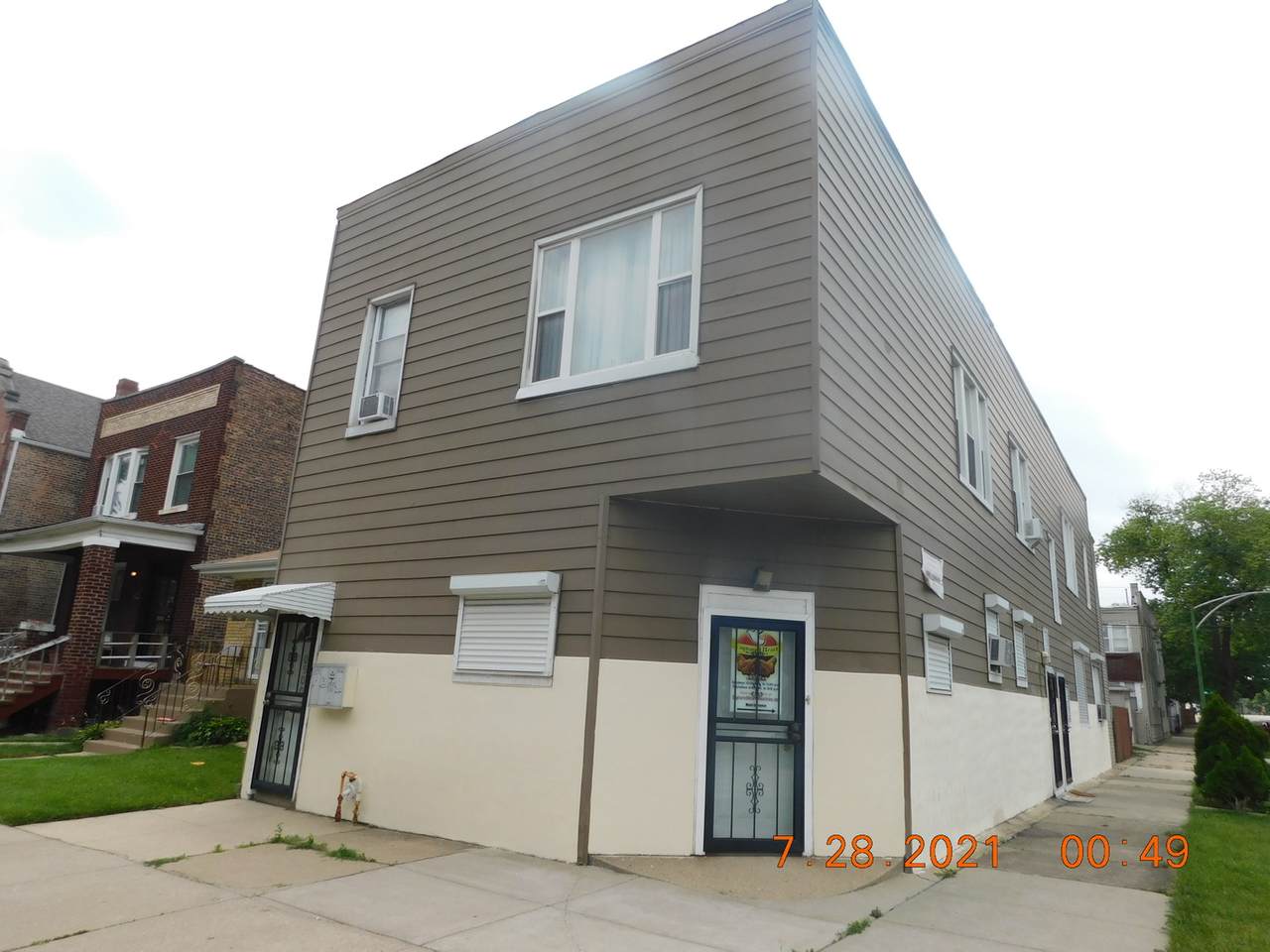 10500 Indiana Avenue - Photo 1