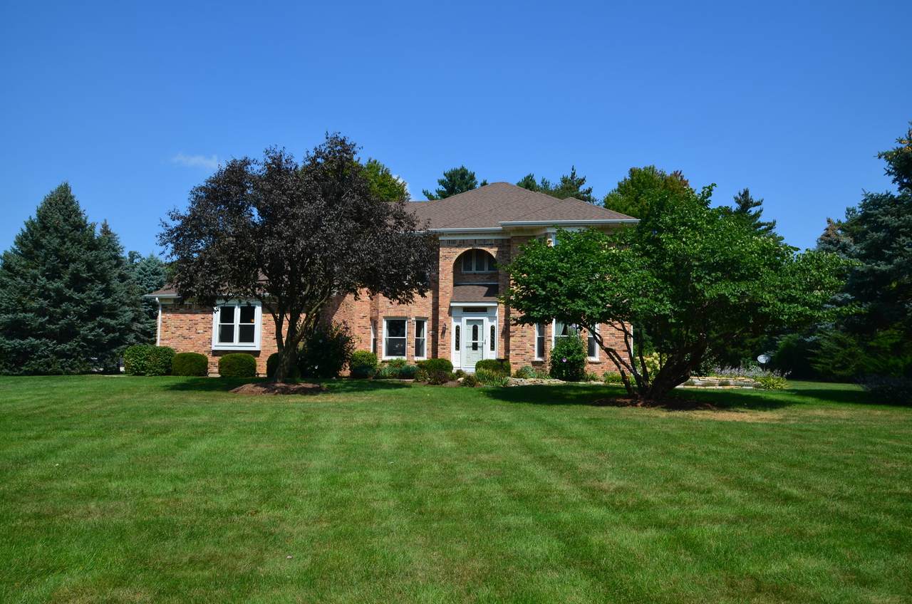 2S335 Pine Row Court - Photo 1