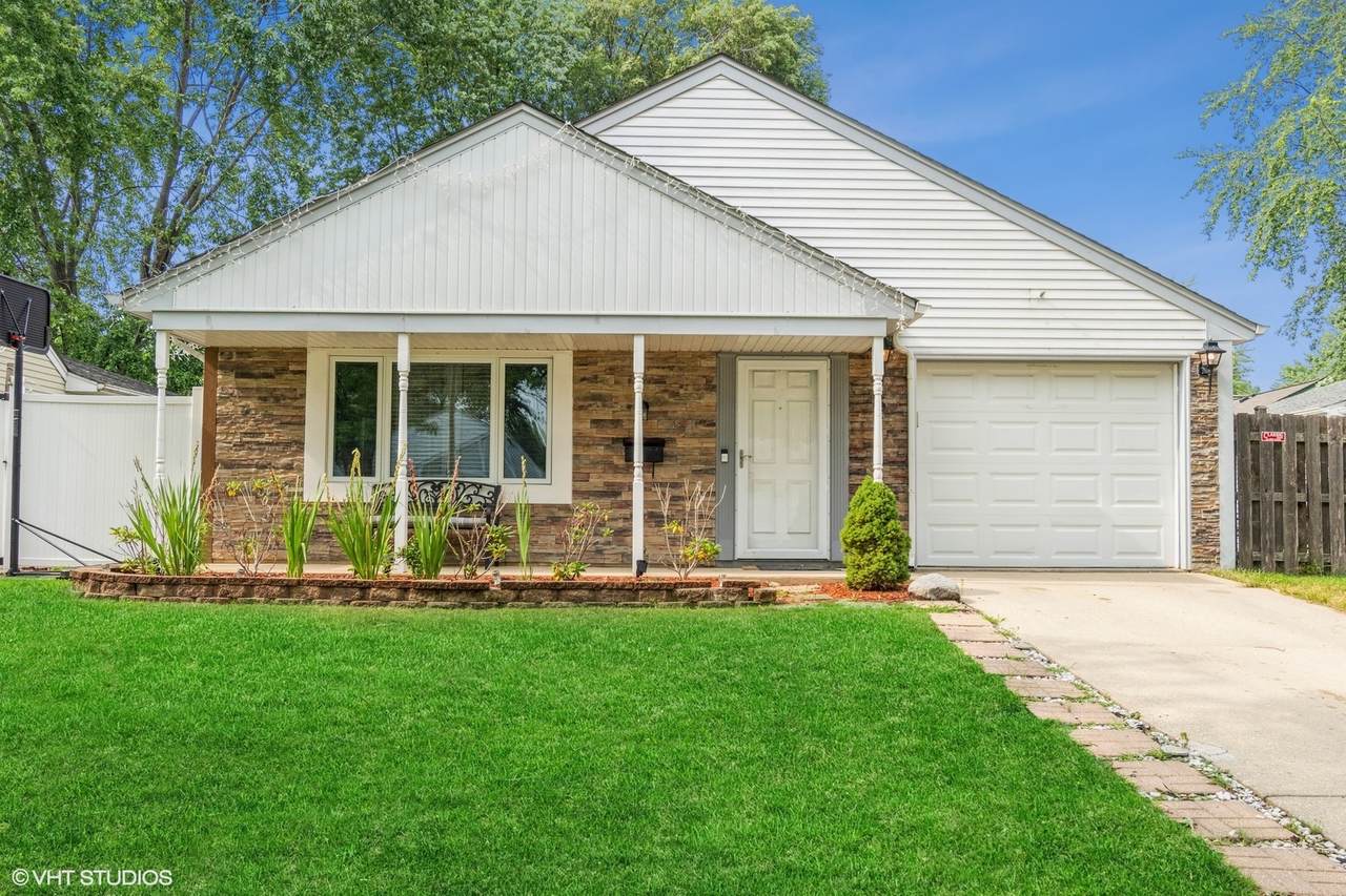 6 Afton Drive - Photo 1