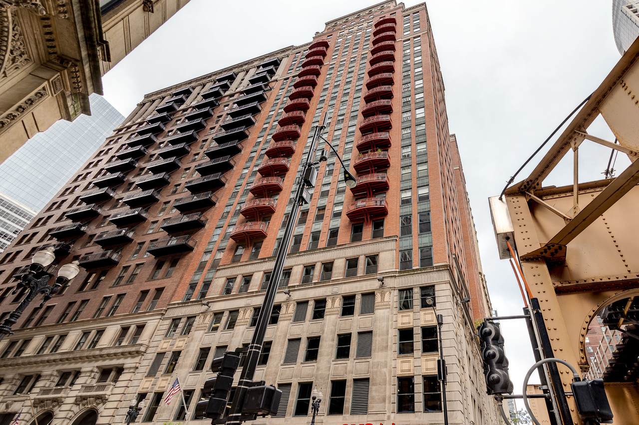 208 Washington Street - Photo 1