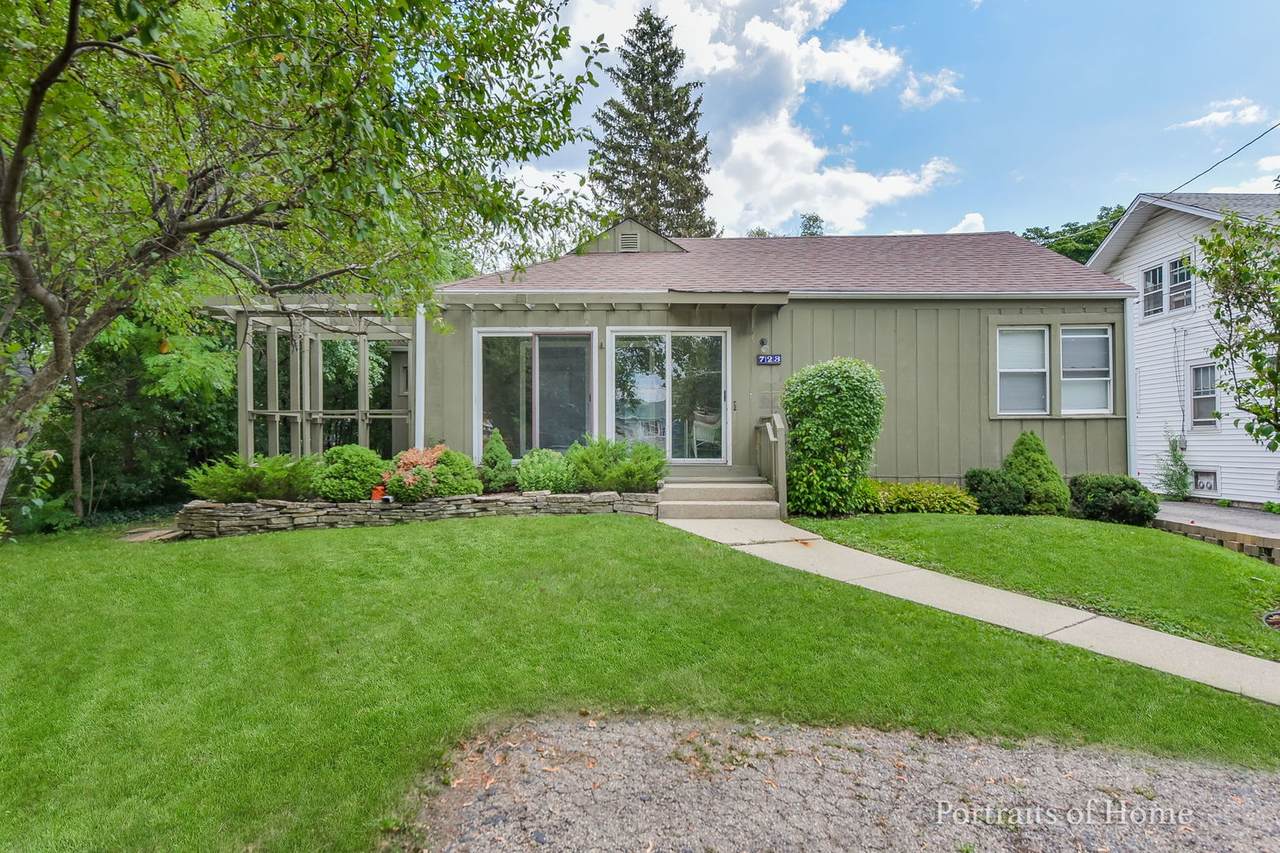 723 Naperville Road - Photo 1