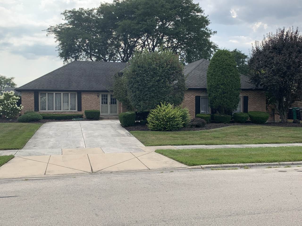 14036 William Drive - Photo 1