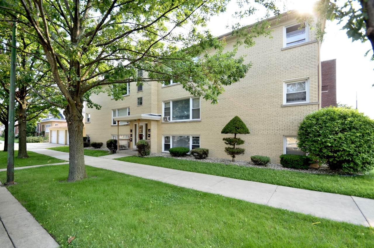 5901 Montrose Avenue - Photo 1
