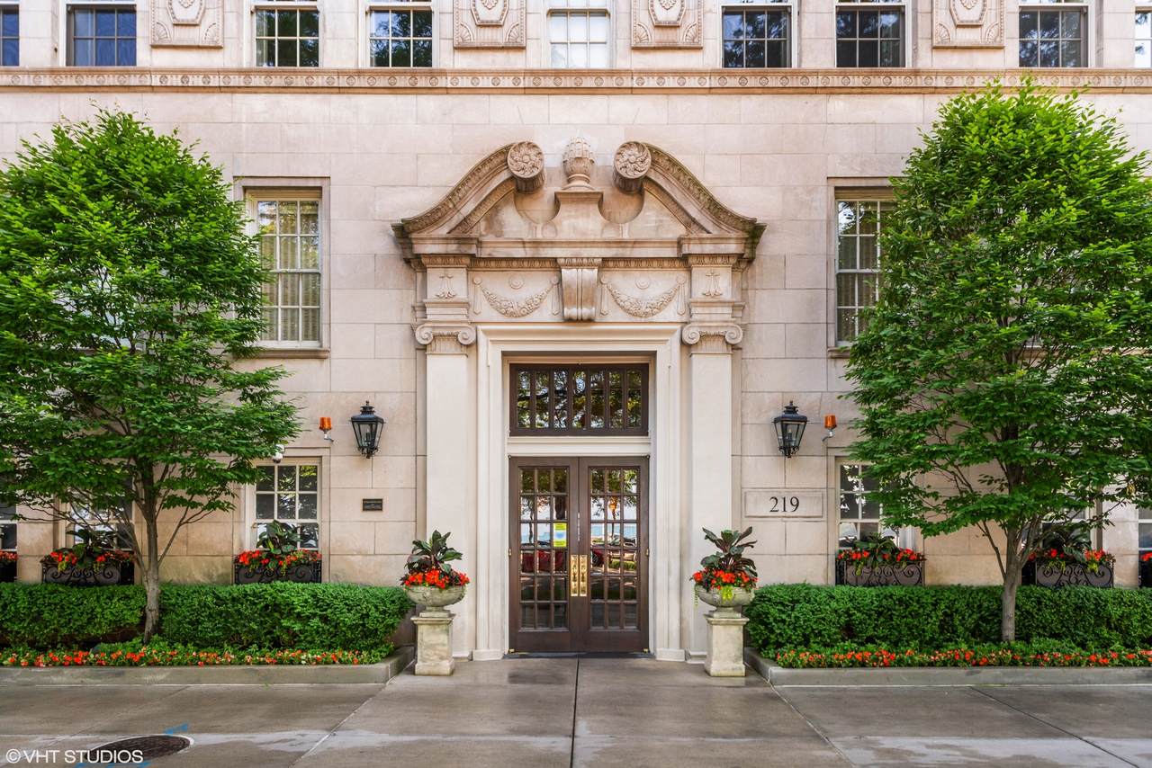 219 Lake Shore Drive - Photo 1