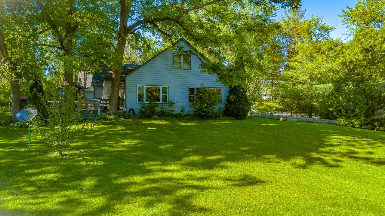 228 Clyde Avenue - Photo 1