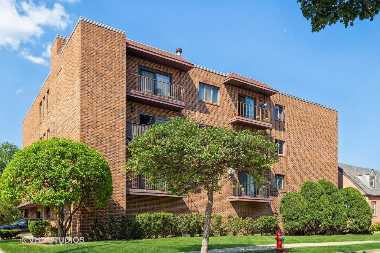 1302 Washington Street - Photo 1