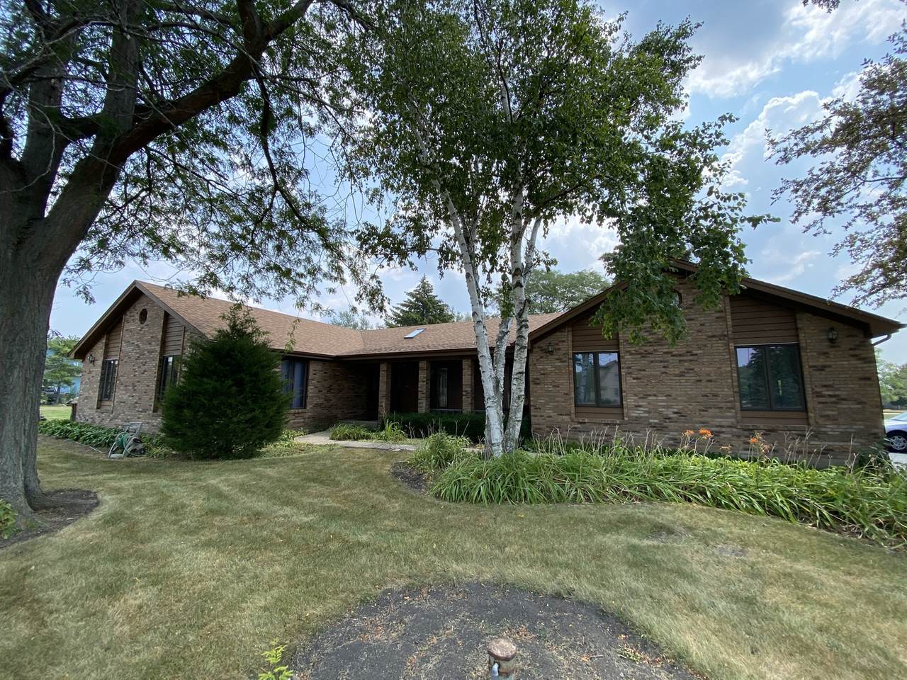 835 Apache Trail - Photo 1