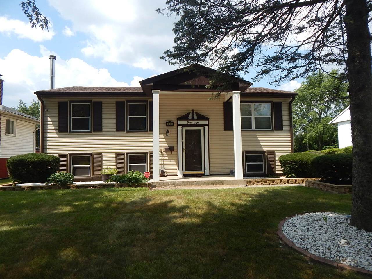 48 Chestnut Lane - Photo 1