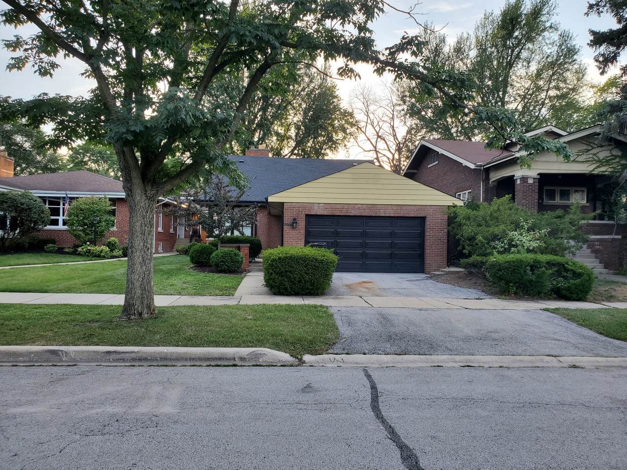 9906 Seeley Avenue - Photo 1