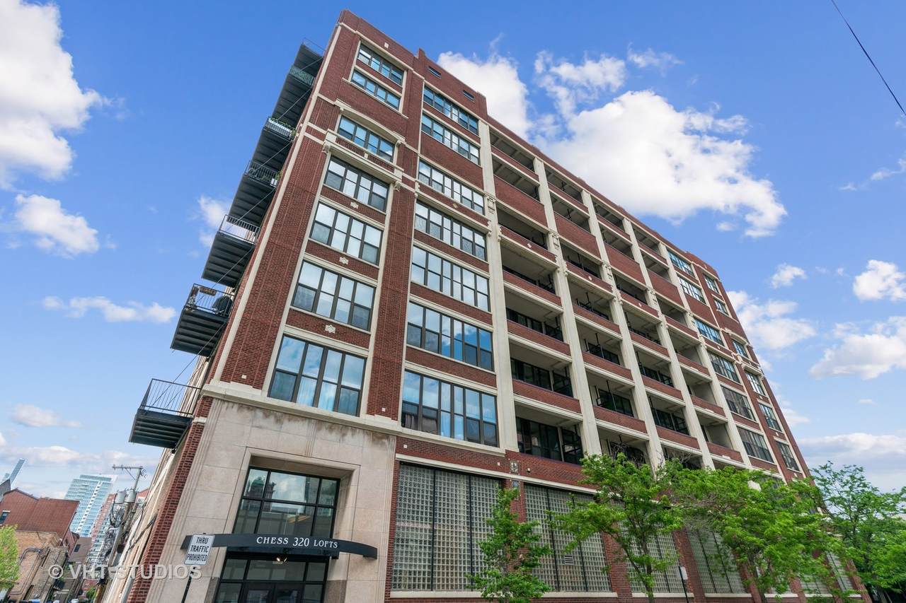 320 21st Street - Photo 1