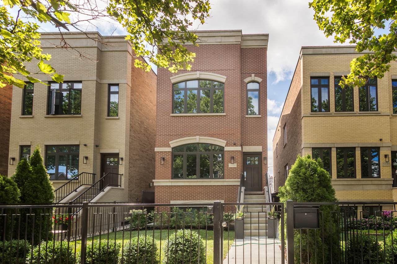 2635 Medill Avenue - Photo 1