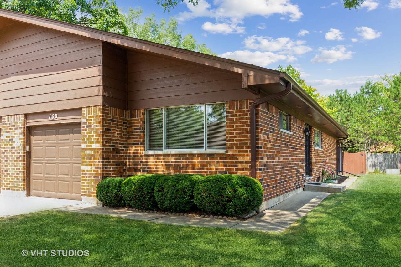 160 Virginia Court - Photo 1