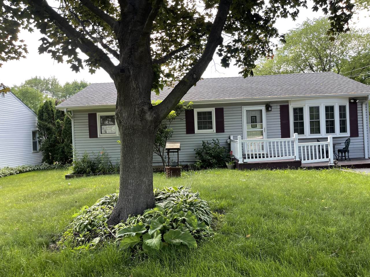 1S218 Lawler Avenue - Photo 1