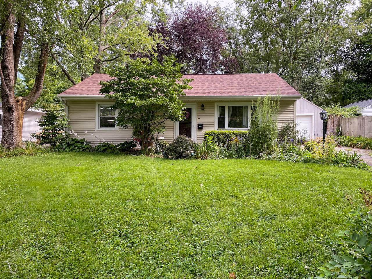 1202 Briarcliff Drive - Photo 1
