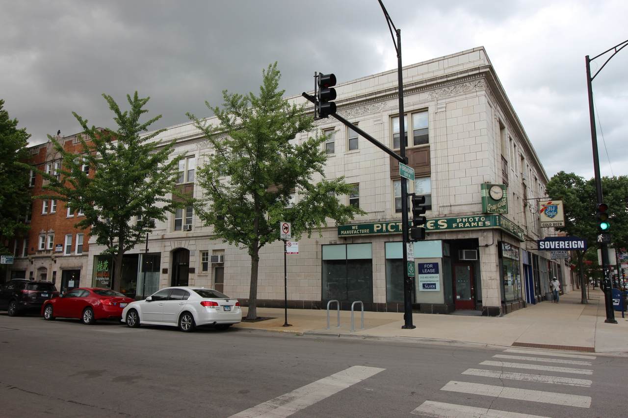 1204 Granville Avenue - Photo 1