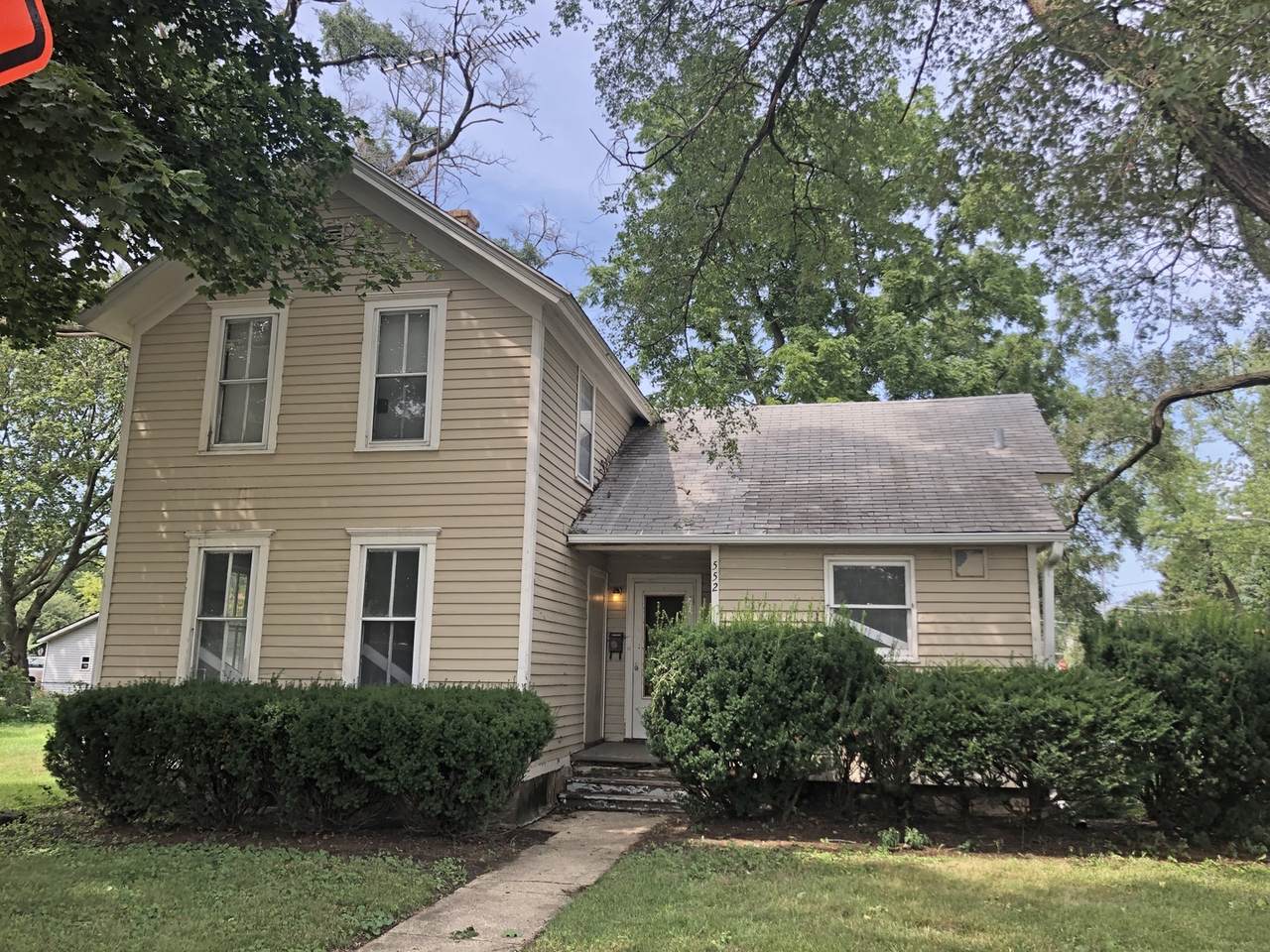 552 Walnut Avenue - Photo 1