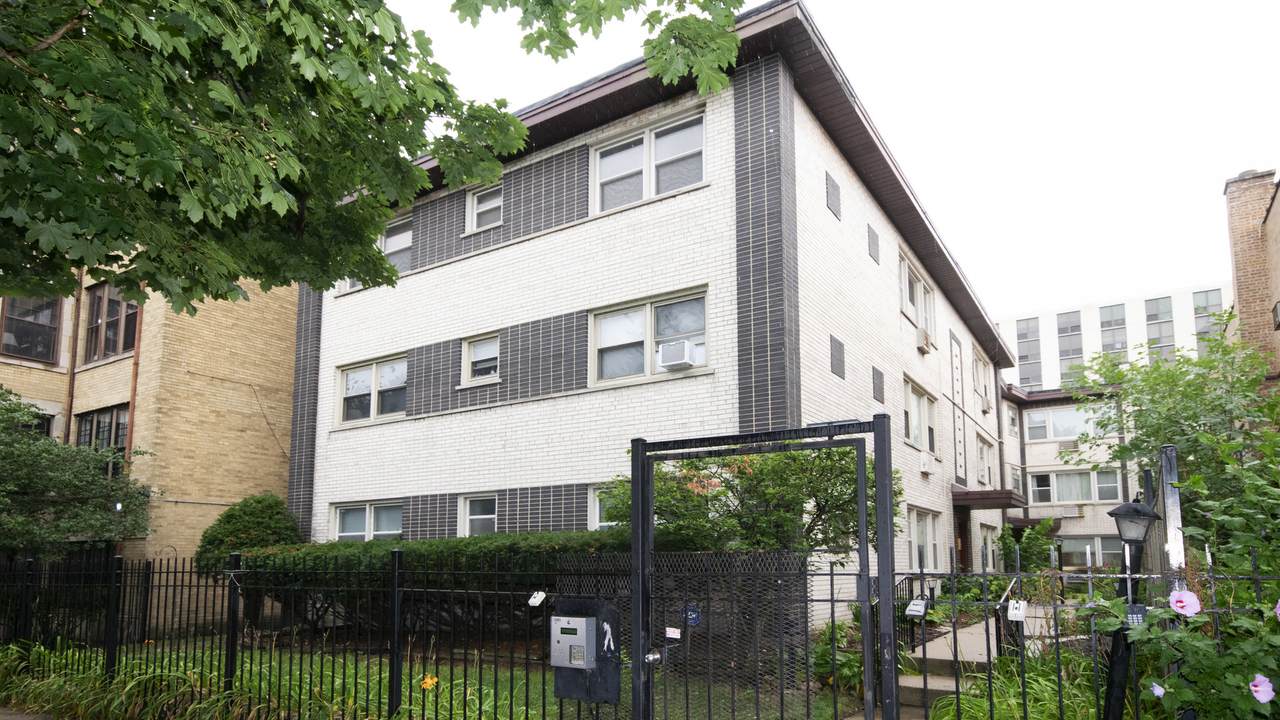 1233 Lunt Avenue - Photo 1