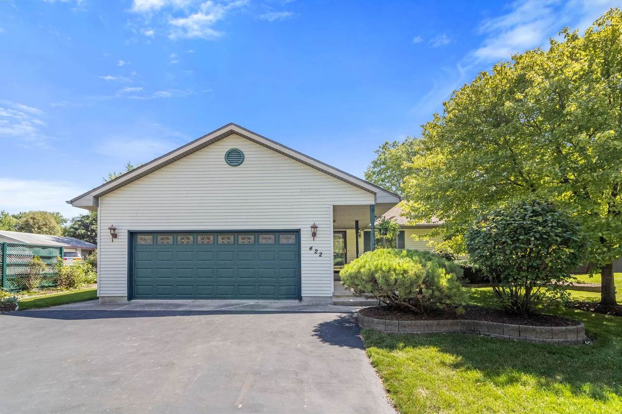 422 Dayton Street - Photo 1