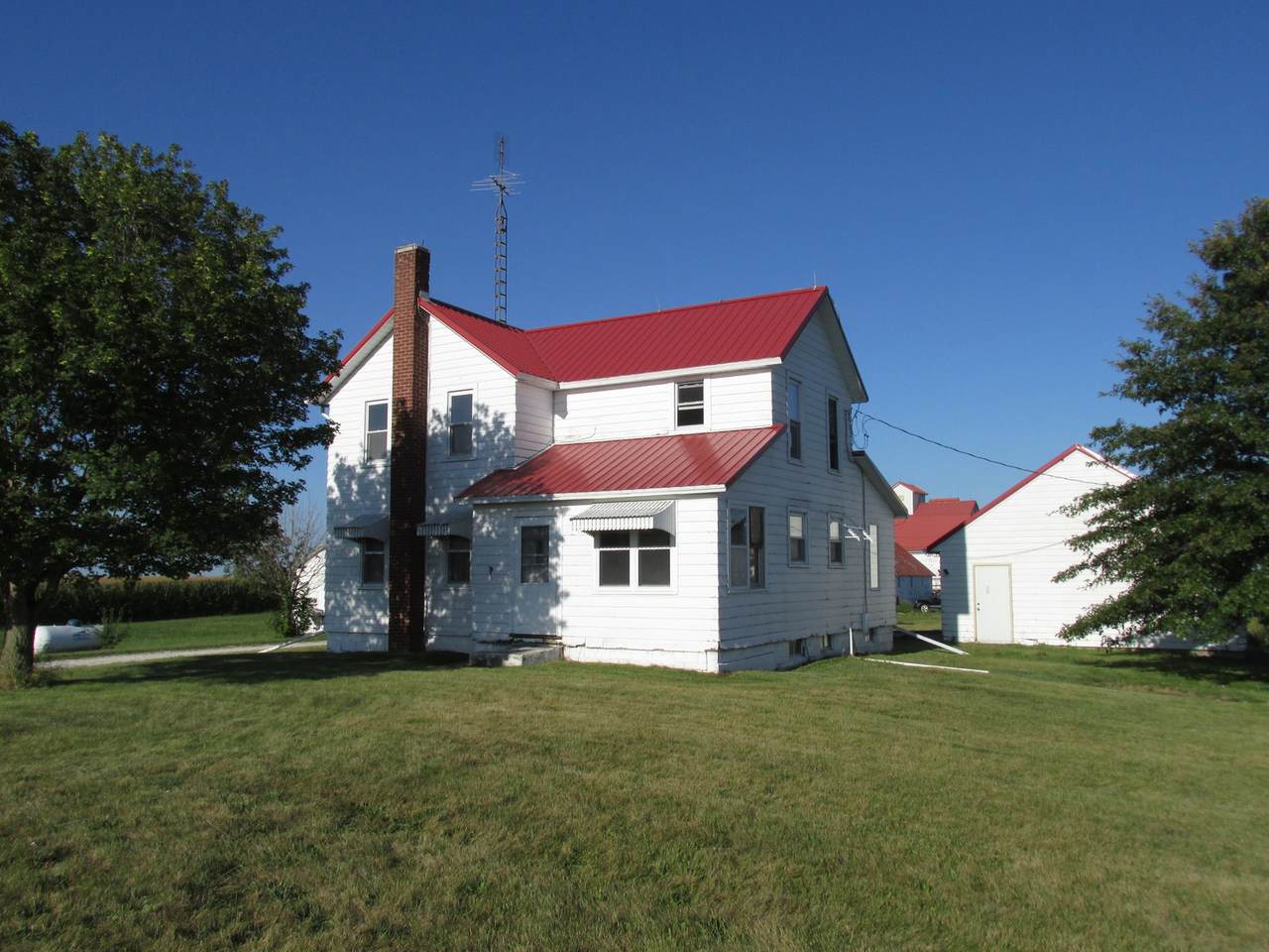 846 Harmon Road - Photo 1