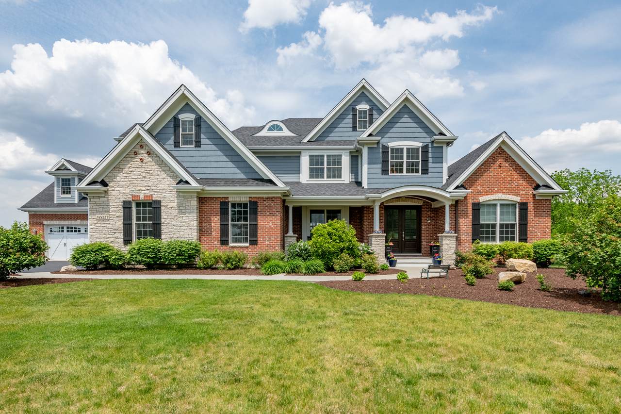 14N557 Landmark Drive - Photo 1