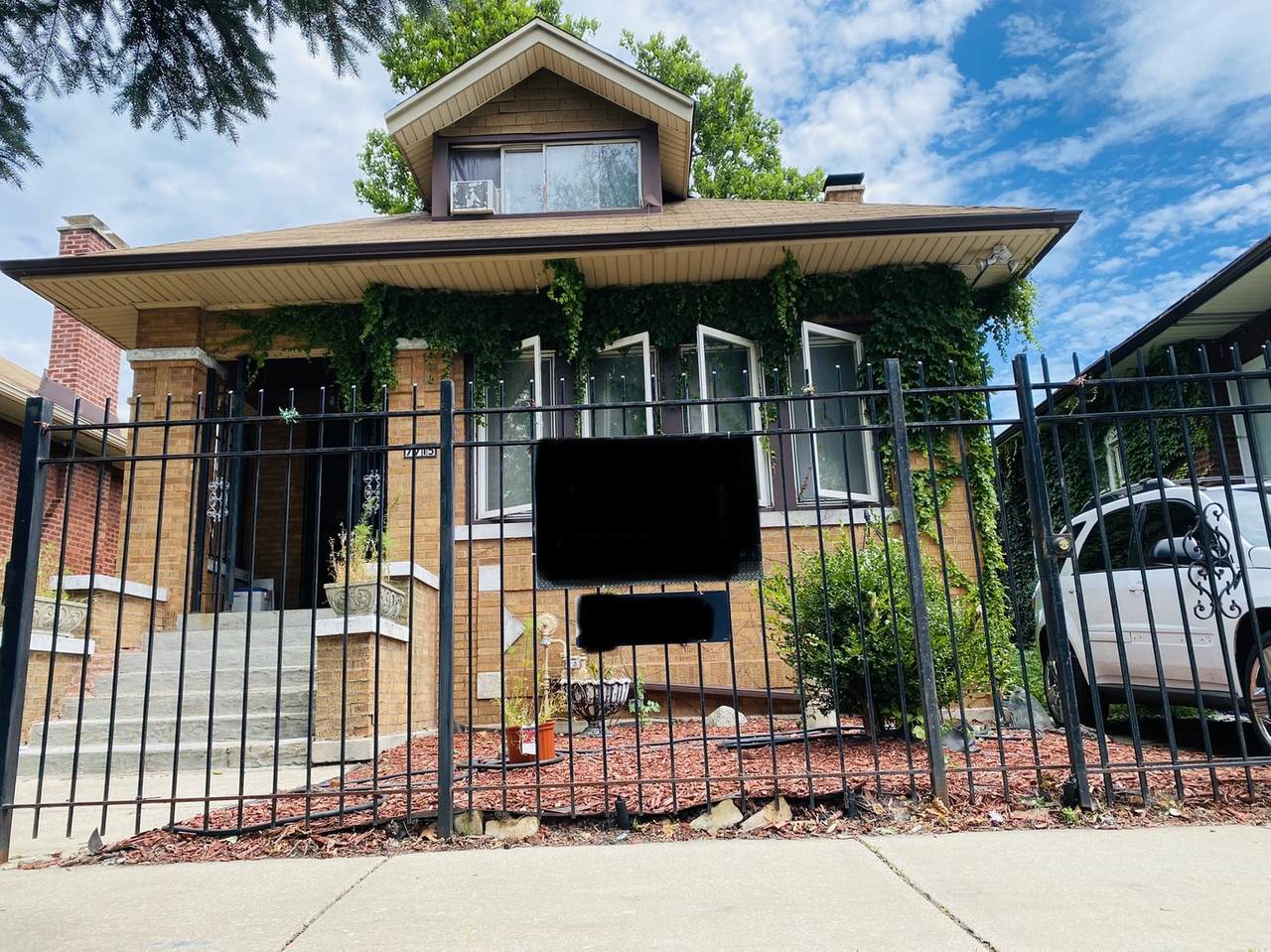 7715 Oglesby Avenue - Photo 1