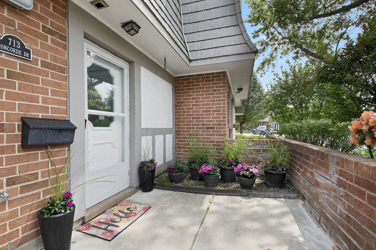 713 Concorde Drive - Photo 1