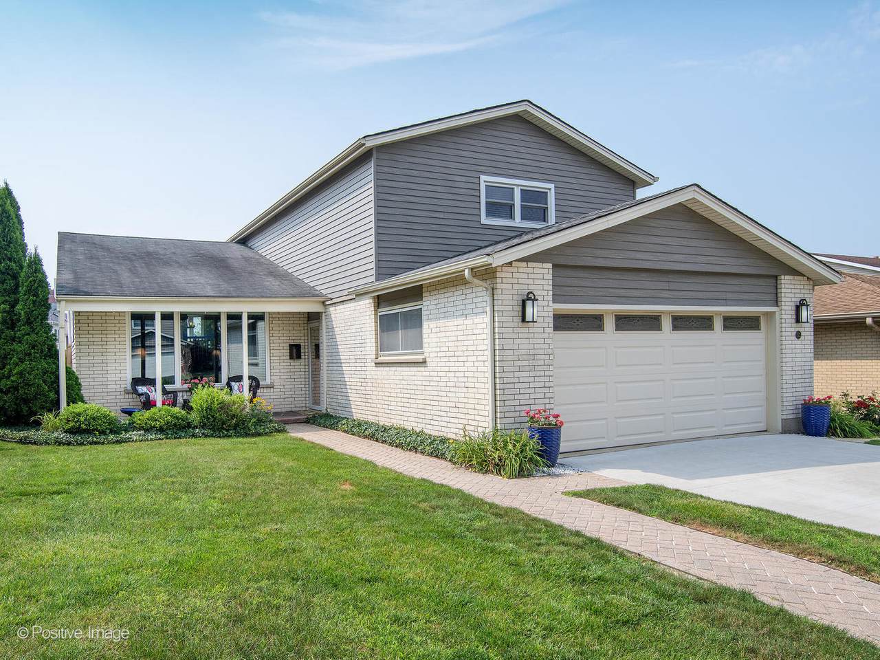 372 Yorkfield Avenue - Photo 1