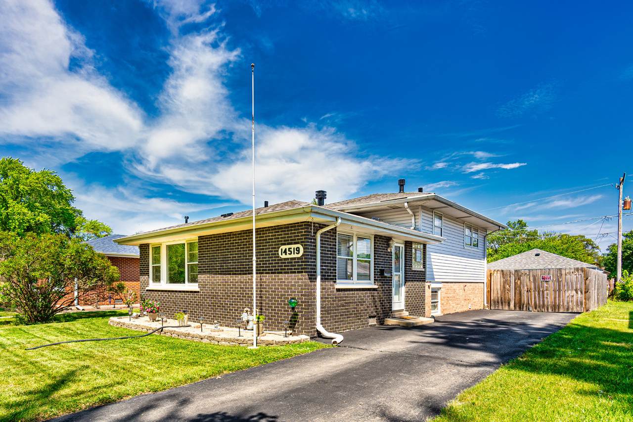 14519 Kilpatrick Avenue - Photo 1