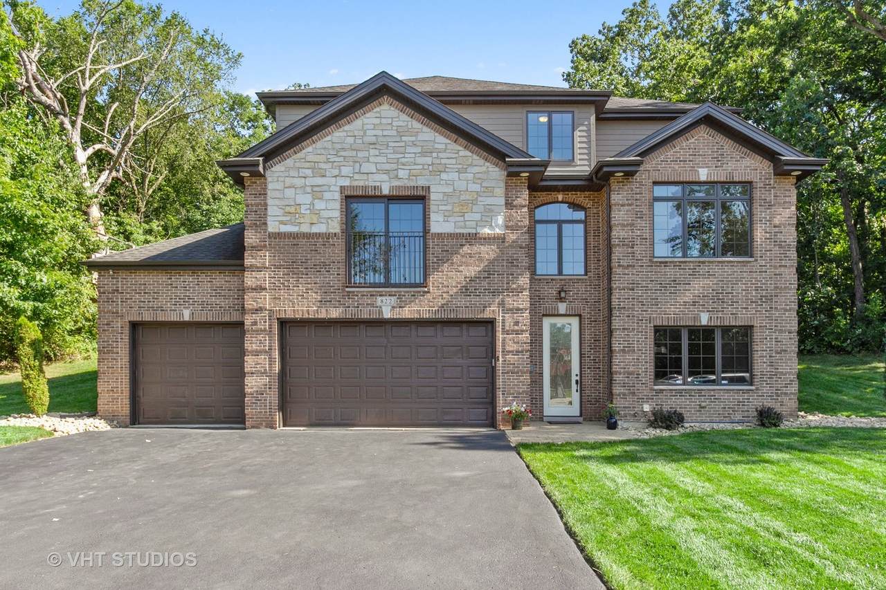 822 Moray Terrace - Photo 1