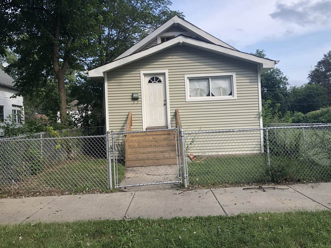 11133 Normal Avenue - Photo 1