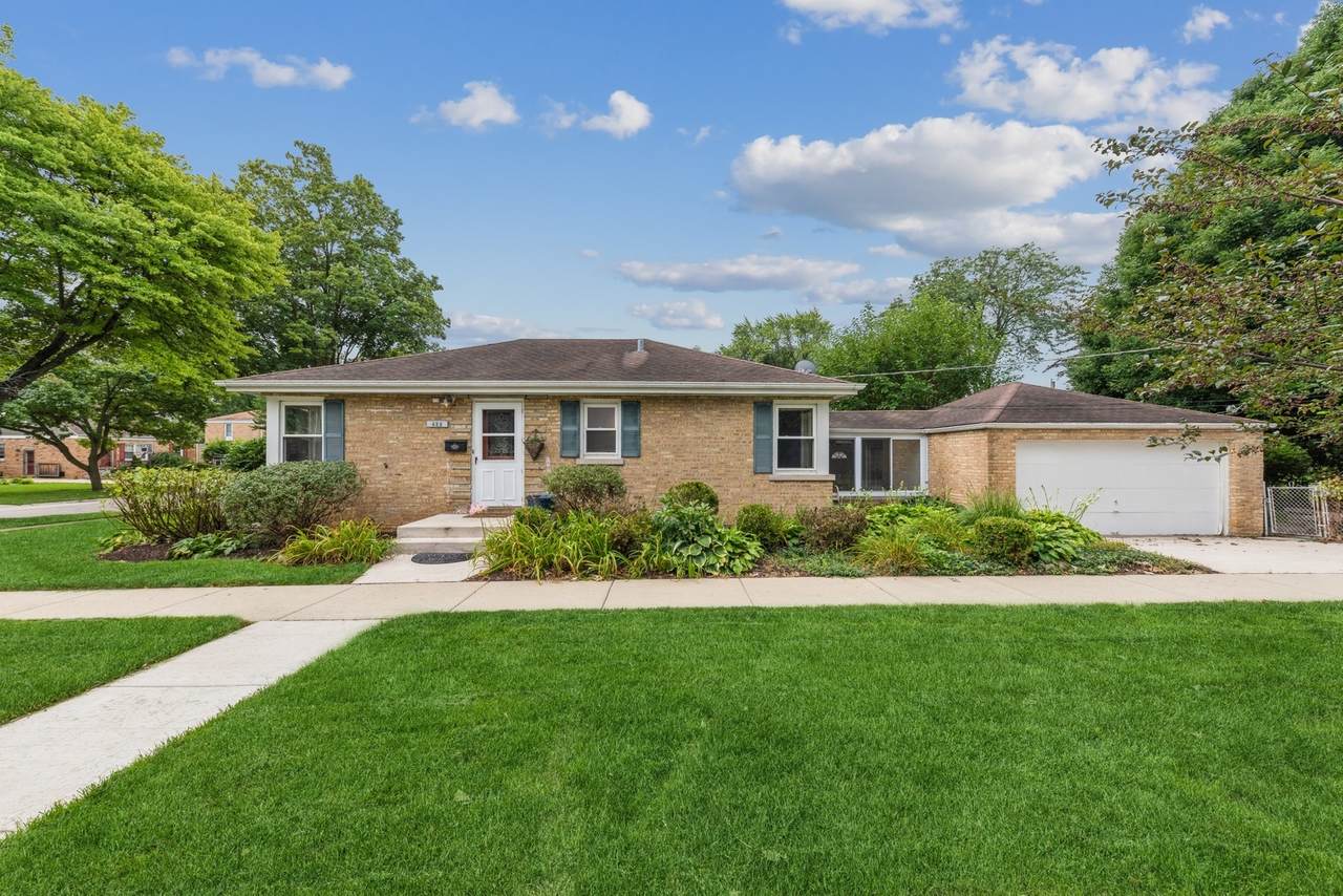 422 Emerson Street - Photo 1