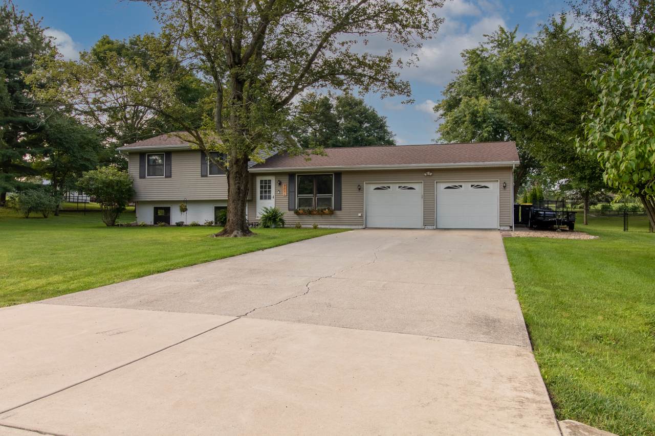 9051 Apollo Road - Photo 1