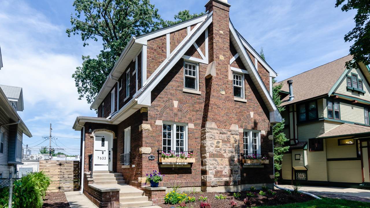 7633 Monroe Street - Photo 1