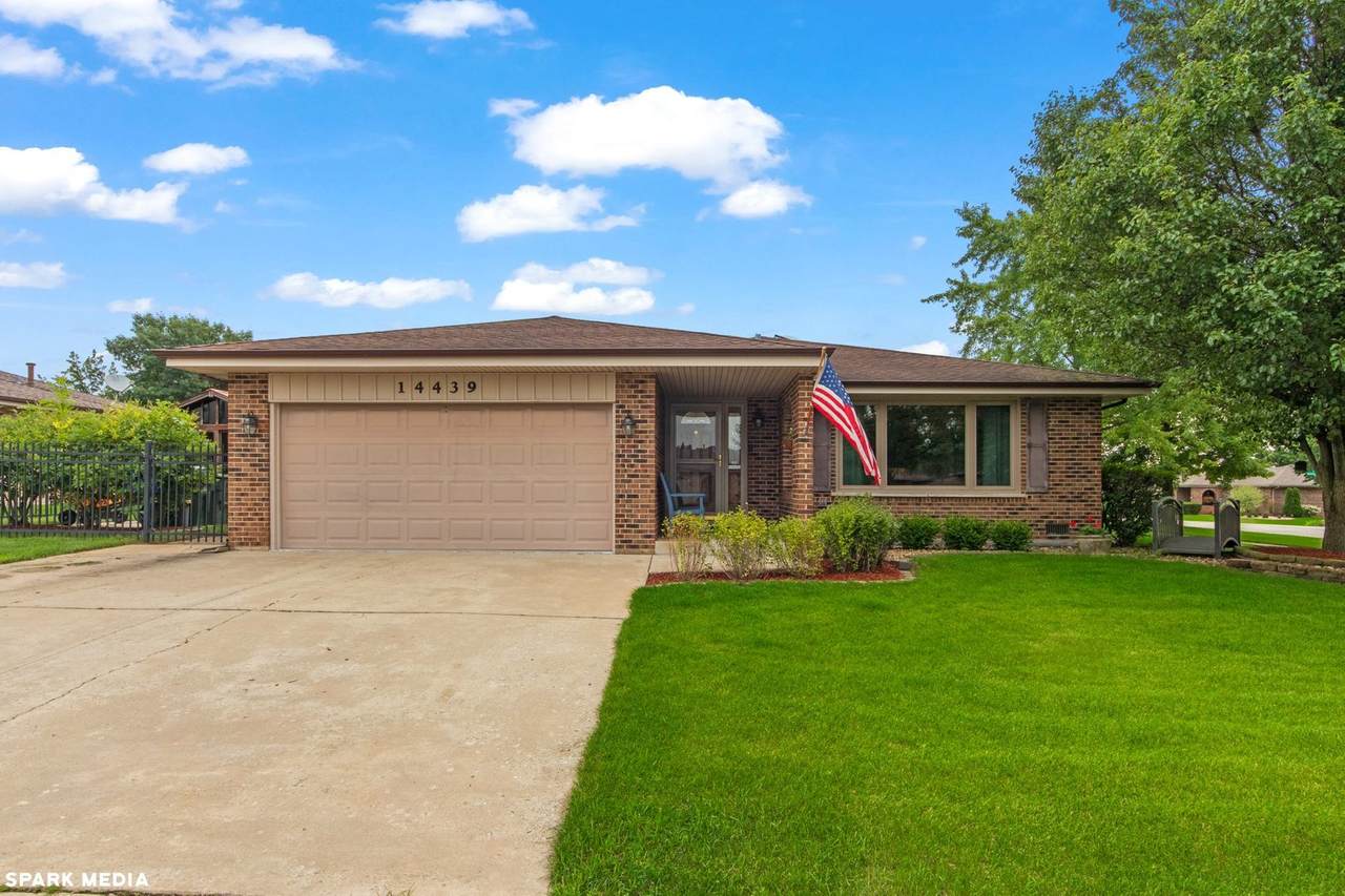 14439 Pineview Court - Photo 1