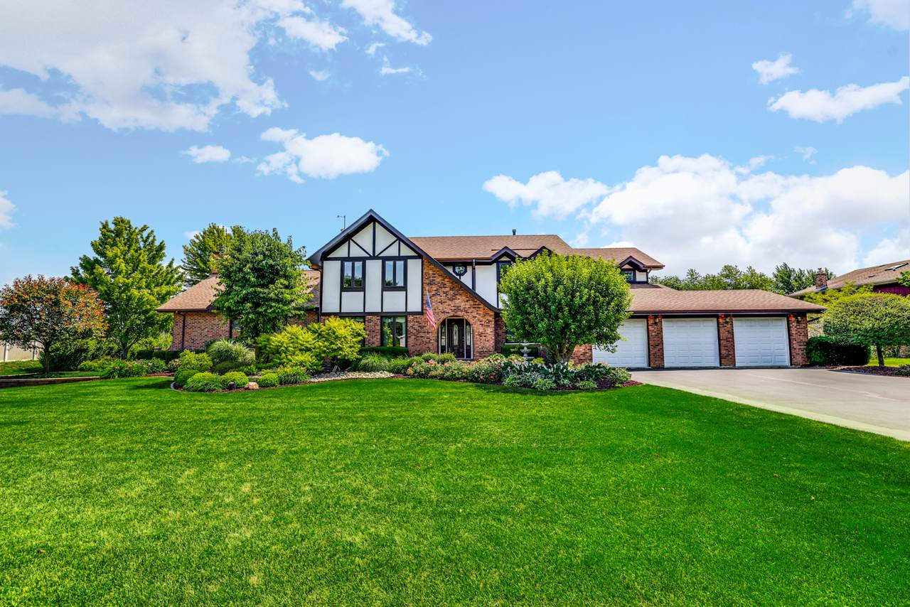 15557 Glen Wood Court - Photo 1