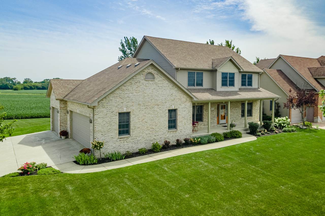 1902 Parkside Drive - Photo 1