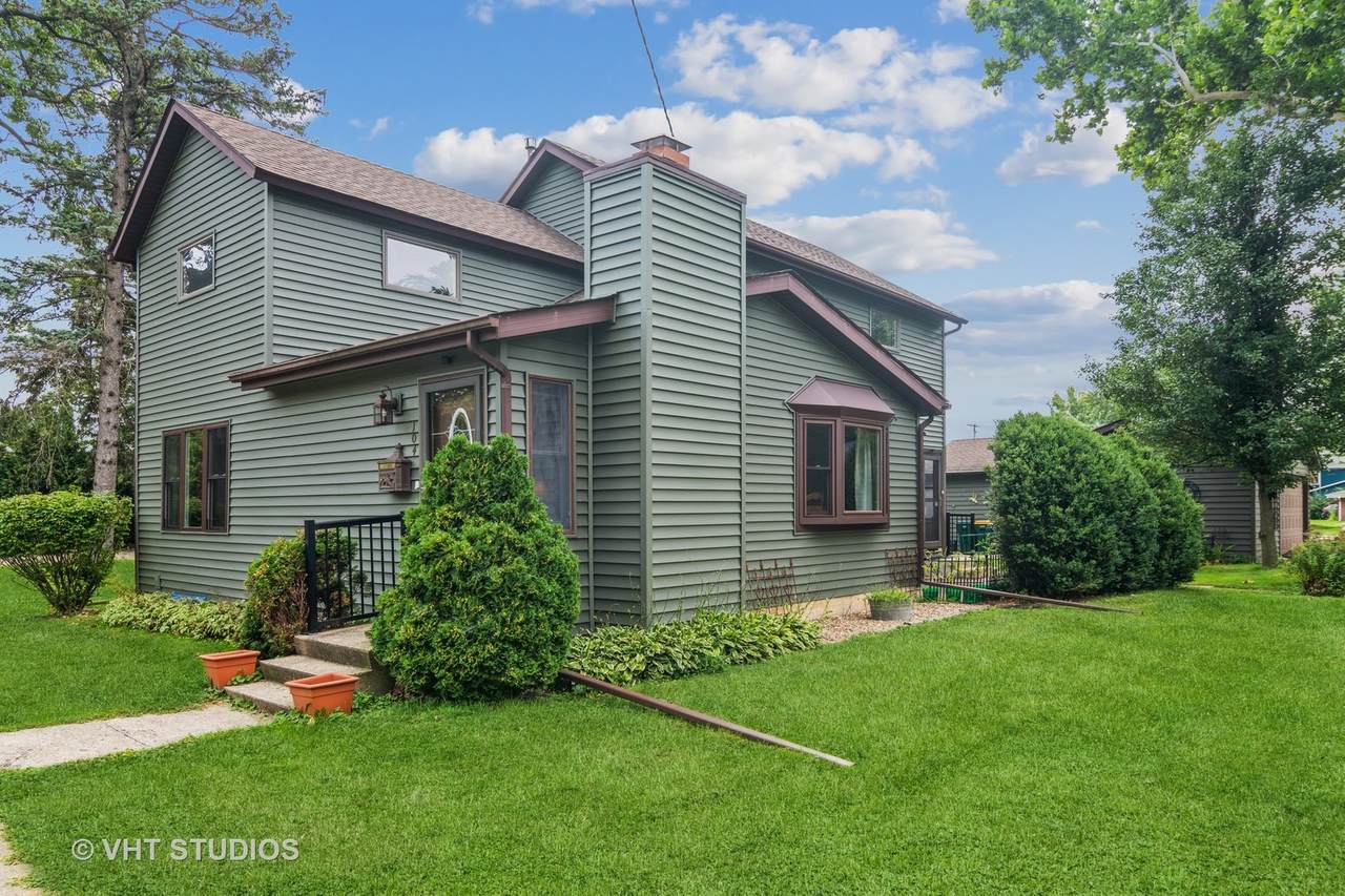 104 Charles Street - Photo 1