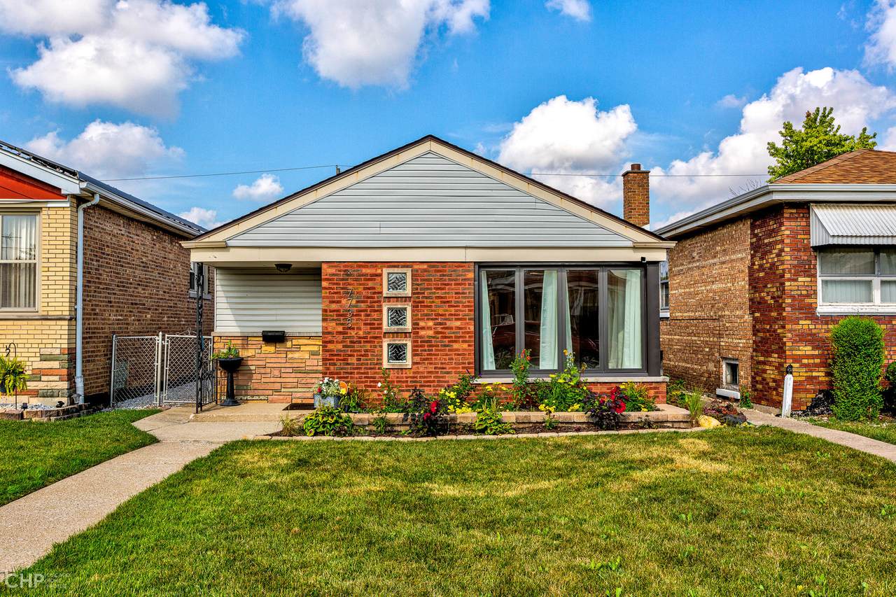 7738 Sawyer Avenue - Photo 1