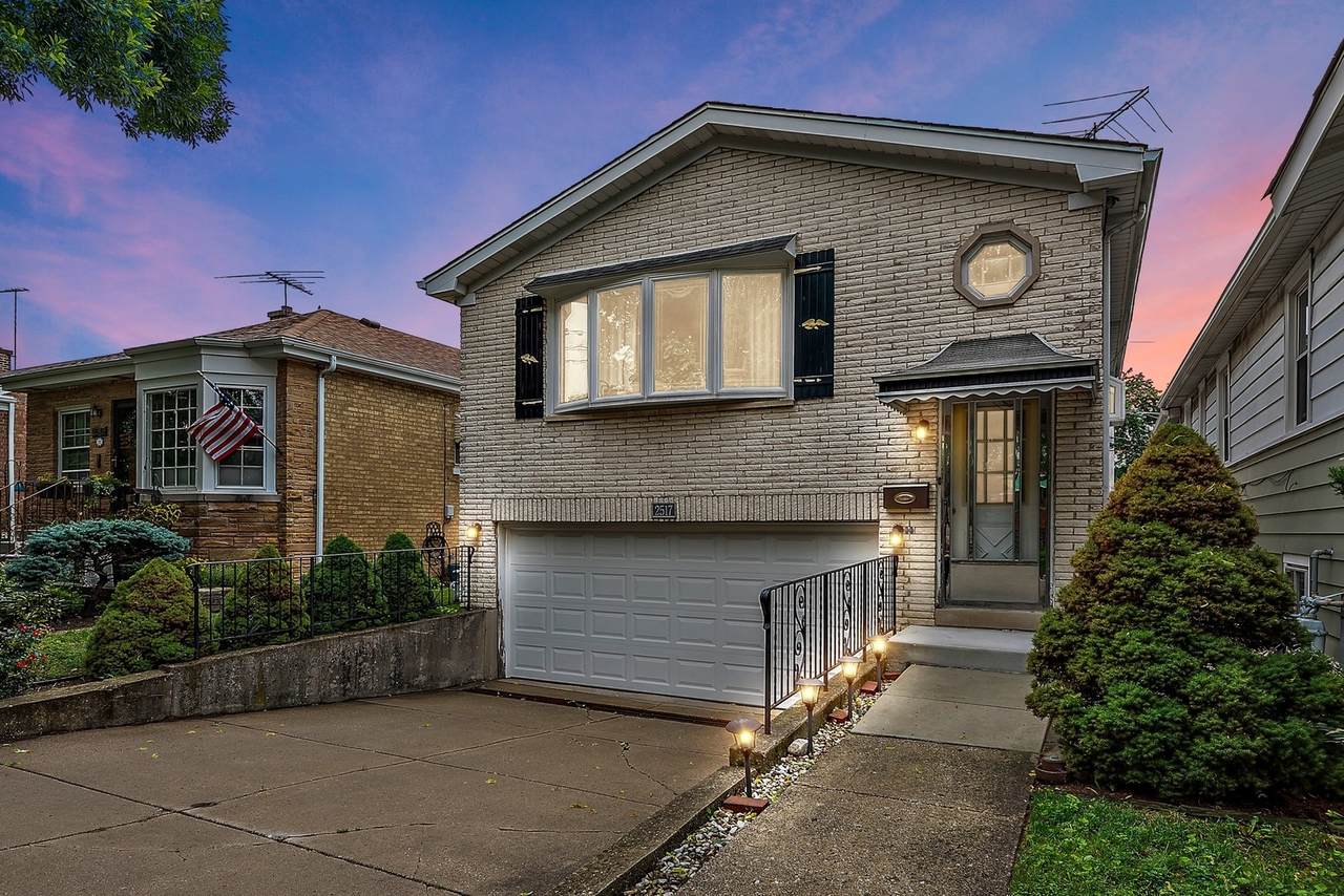 2517 Park Avenue - Photo 1