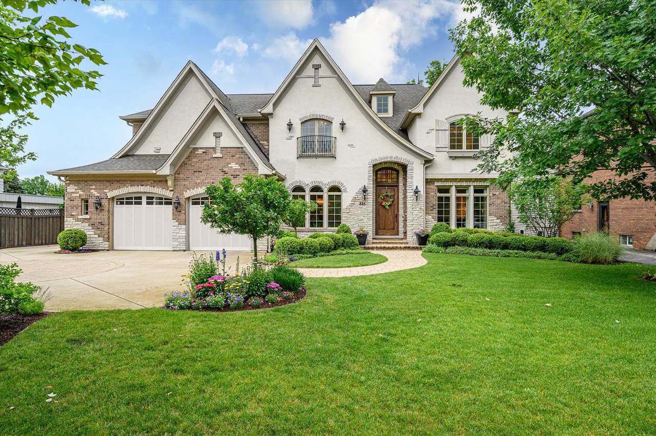 225 Geneva Avenue - Photo 1