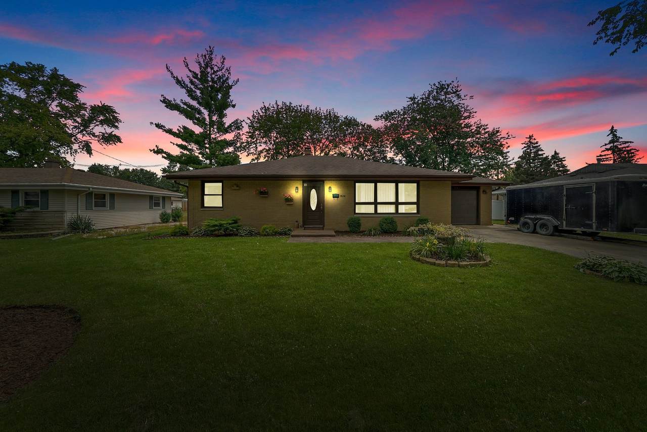 824 Gael Drive - Photo 1