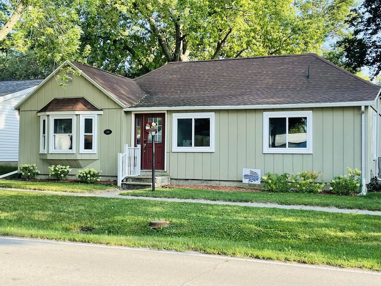 103 Sherman Street - Photo 1
