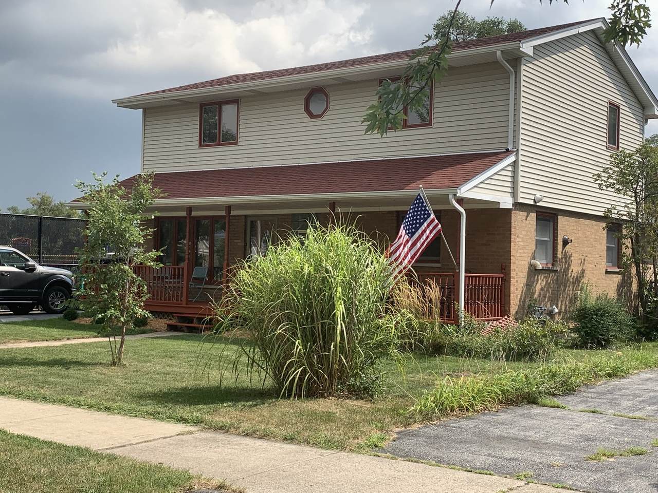 10745 Oak Avenue - Photo 1