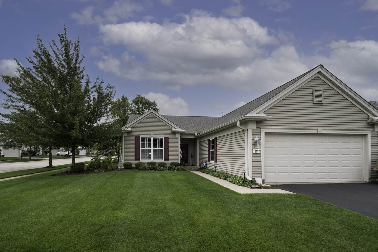 13787 Burham Street - Photo 1